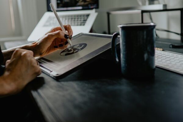 How to patent a logo​