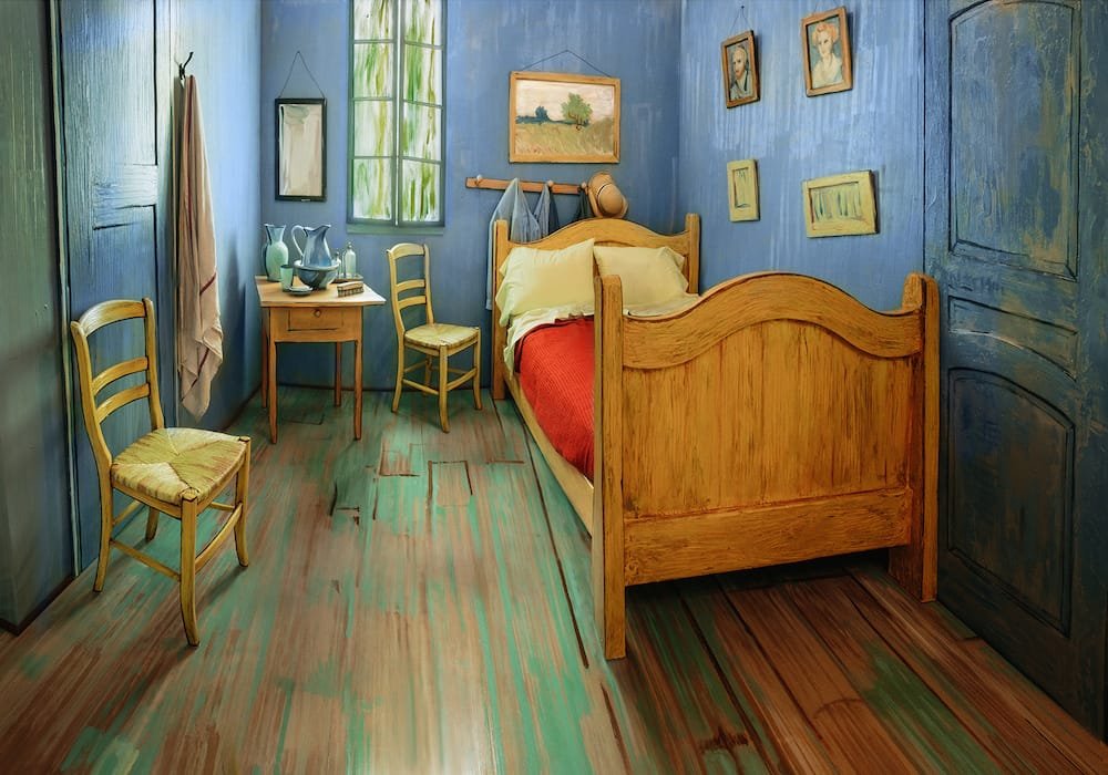 Van Gogh bedroom replica room by Airbnb