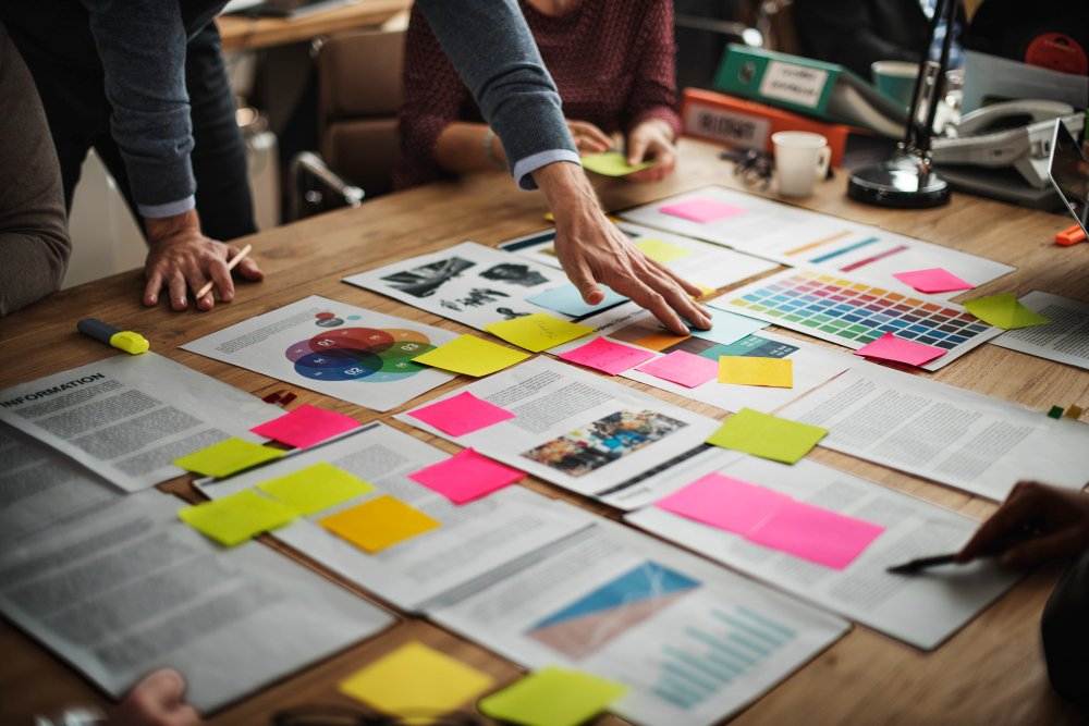 Top 6 Stages in the Graphic Design Process