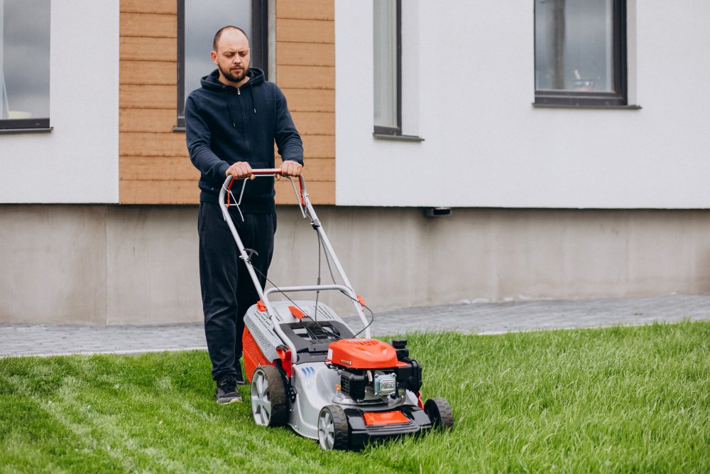 Tips on How To Start A Lawn Care Business
