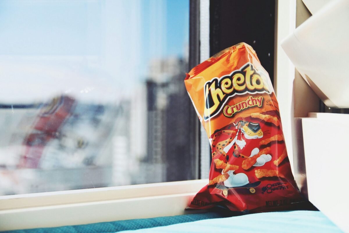 Chester Cheetah mascot logo depicted in snacks (www.unsplash.com)