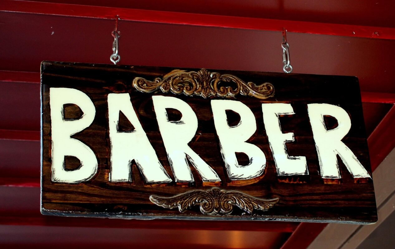 Barbershop signage (Source: Pixabay - Renee_Olmsted_Photography)