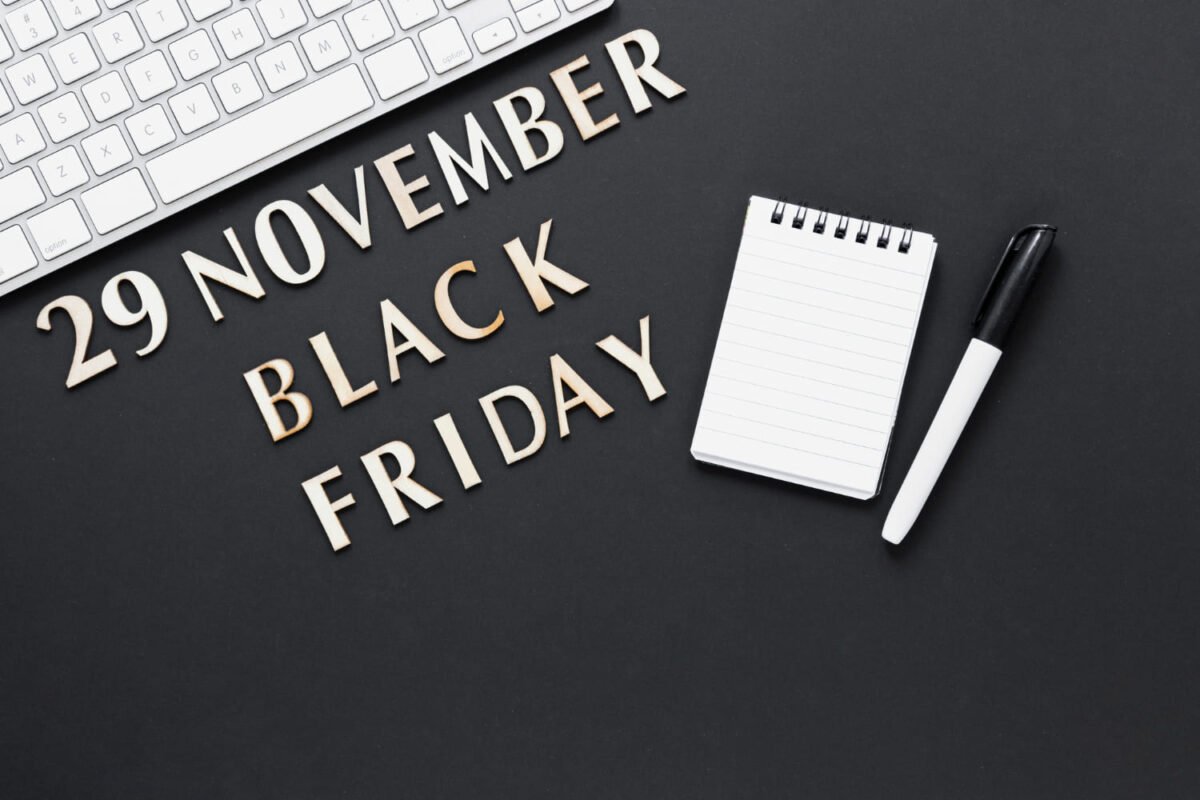 Black Friday date marked and checklist for planning