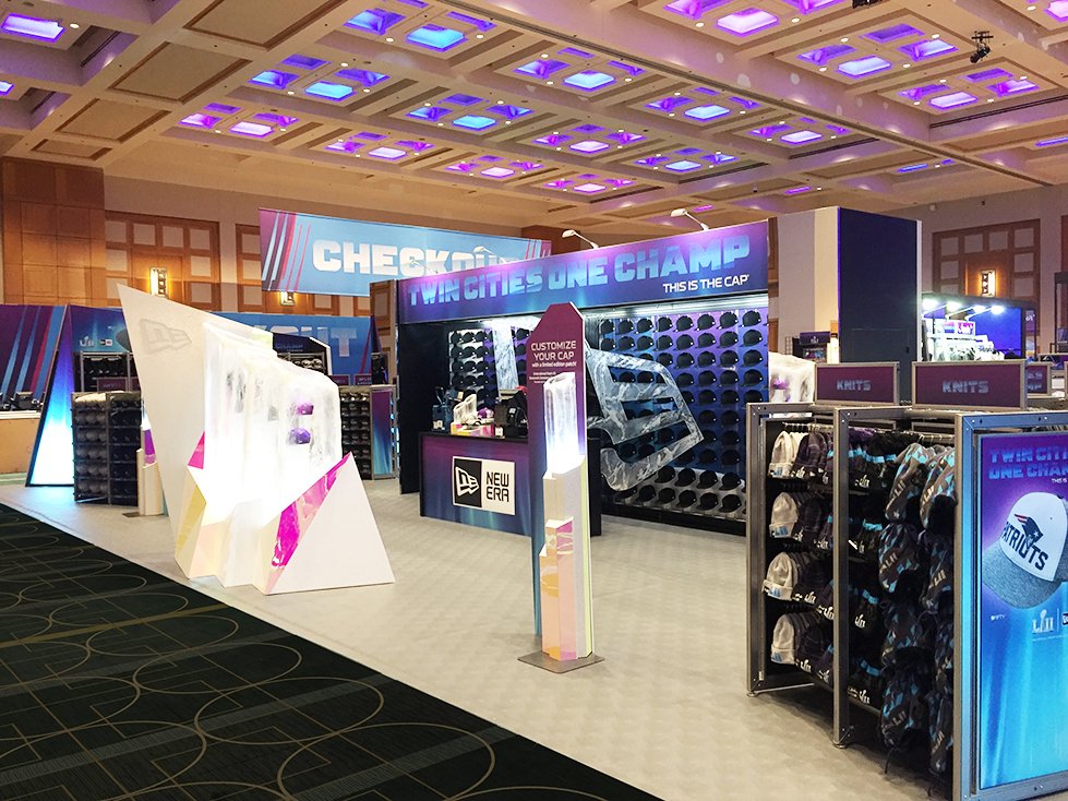 New Era Super Bowl retail booth activation (Source: nparallel.com)