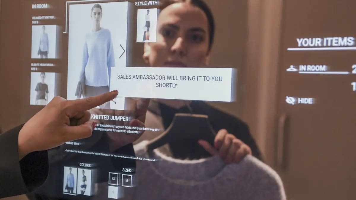 H&M’s smart mirror | Source: Retail Dive