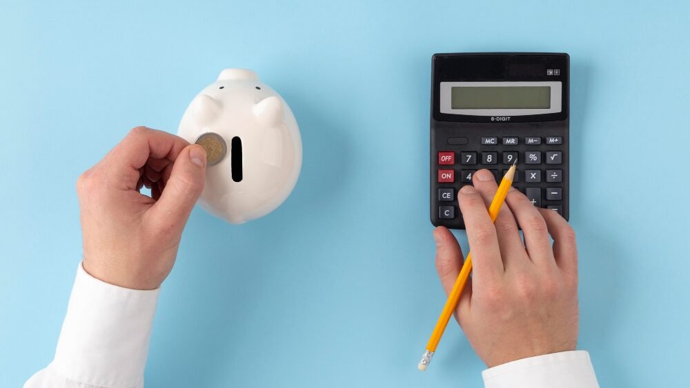 The cost-effectiveness of graphic design technology | Source: Freepik